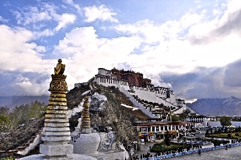 Il buddismo tibetano. Credenze meticce (Philippe Cornu)